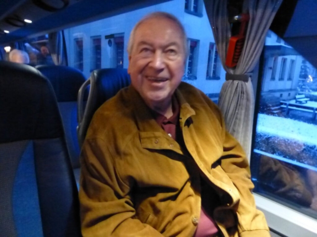 1_Bus_Hinreise_02_LR