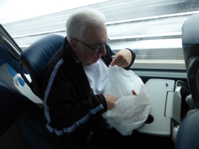 1_Bus_Hinreise_09_LR