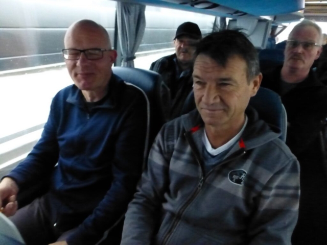 1_Bus_Hinreise_10_LR.