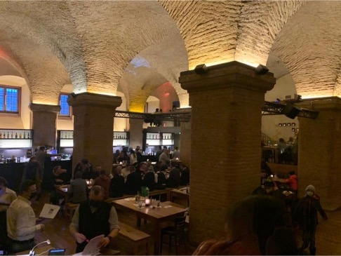 3b_Rathauskeller_3_LR