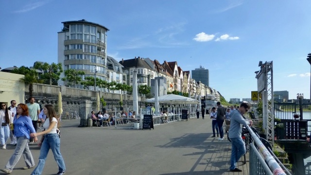 250516_1742